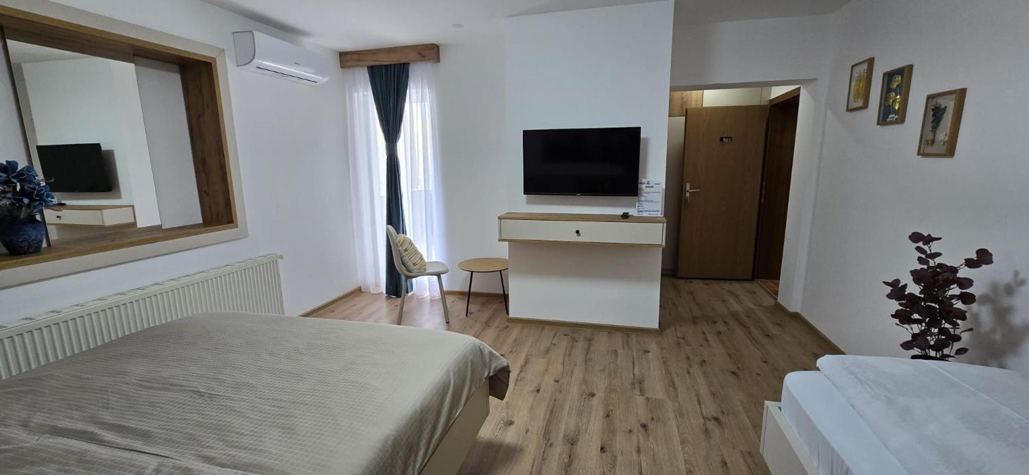 Motel "Kula" ツァジン エクステリア 写真
