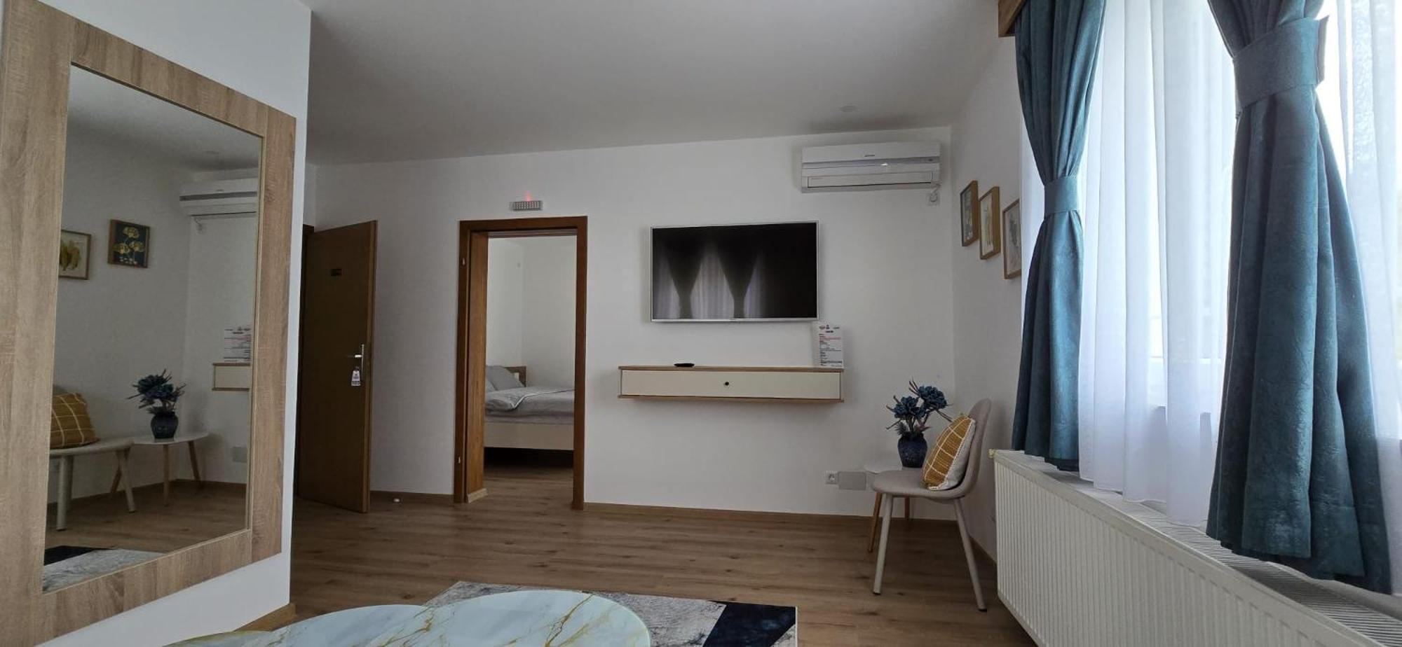 Motel "Kula" ツァジン エクステリア 写真